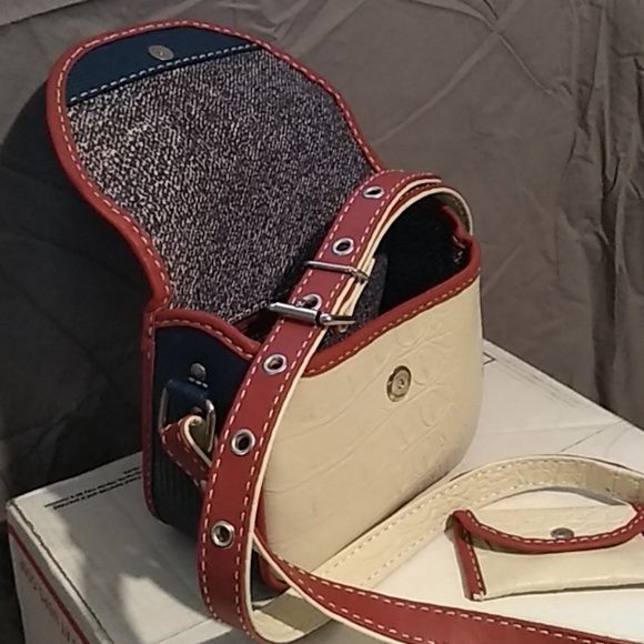 Small saddle with matching coin pouch - Picture 3 of 4